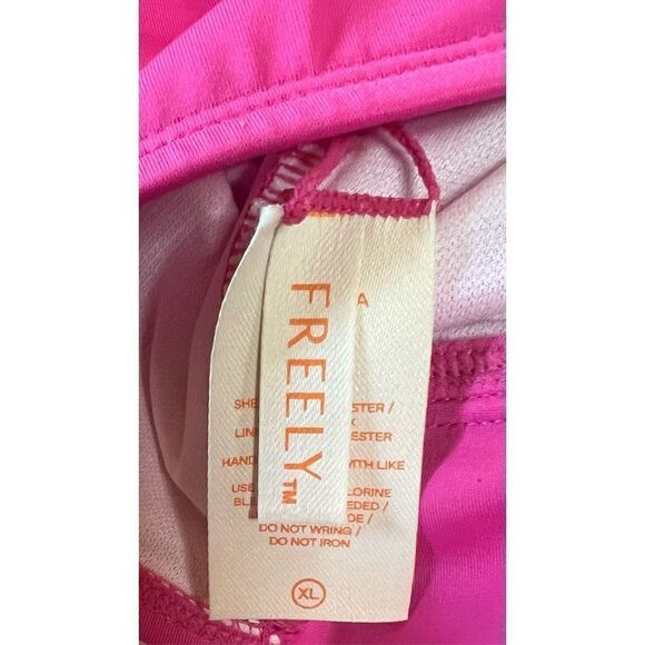 Freely 3 Piece Bikini Swimwear Hot Pink & Multi NWT Size Large/X-Large - Picture 8 of 8